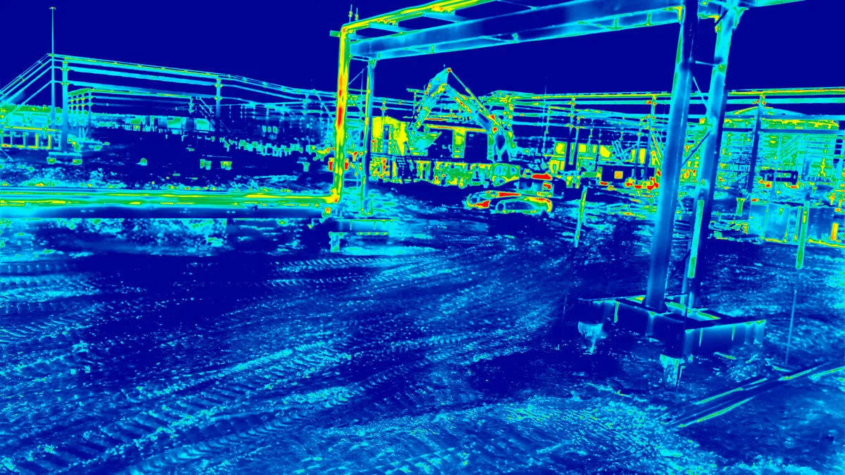 Imagem térmica de estrutura industrial em cores frias